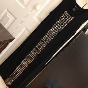 SELLING THIS BEAUTIFUL BCBG MAXAZRIA DRESS